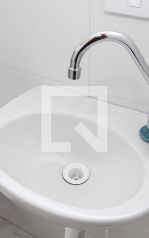 Apartamento à venda com 39m², 2 quartos e sem vagaBanheiro
