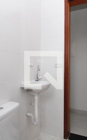 Apartamento à venda com 39m², 2 quartos e sem vagaBanheiro