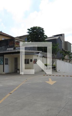 Apartamento para alugar com 55m², 2 quartos e 1 vagaEntrada Carros Rua Lateral
