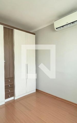 Apartamento à venda com 44m², 2 quartos e 1 vagaQuarto 1