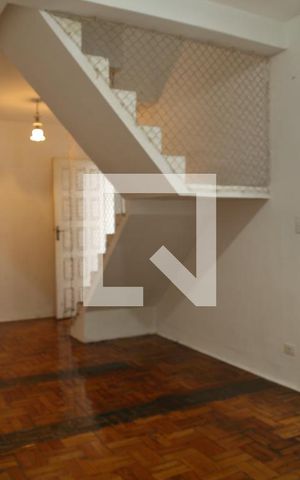 Casa à venda com 152m², 3 quartos e 2 vagasSala