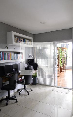 Casa à venda com 400m², 5 quartos e 2 vagasÁrea comum