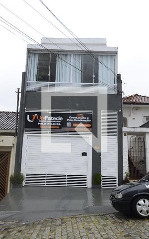 Casa à venda com 400m², 5 quartos e 2 vagasFachada