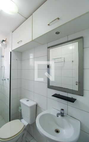 Apartamento para alugar com 50m², 2 quartos e 1 vaga Apartamento para alugar com 50m², 2 quartos e 1 vagaBanheiro