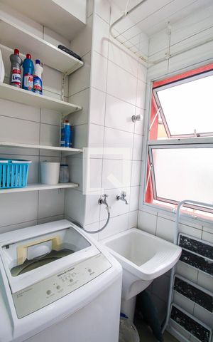 Apartamento para alugar com 50m², 2 quartos e 1 vaga Apartamento para alugar com 50m², 2 quartos e 1 vagaÁrea de Serviço