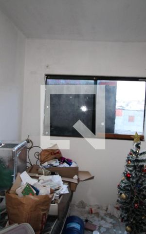 Casa à venda com 220m², 4 quartos e 1 vagaÁrea de Serviço