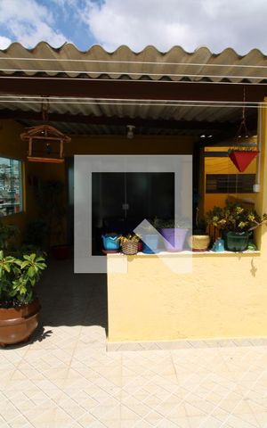 Casa à venda com 220m², 4 quartos e 1 vagaCasa 2 - Área de Serviço