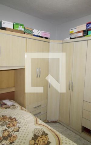 Casa à venda com 220m², 4 quartos e 1 vagaCasa 2 - Quarto 1