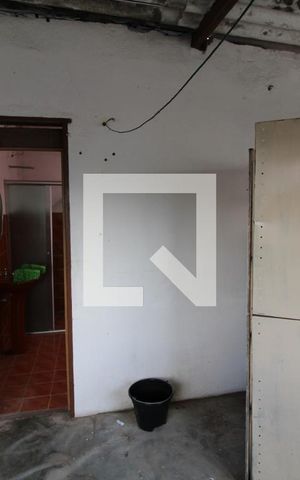 Casa à venda com 220m², 4 quartos e 1 vagaÁrea de Serviço
