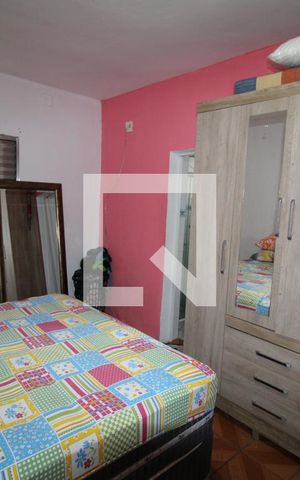 Casa à venda com 220m², 4 quartos e 1 vagaQuarto 1
