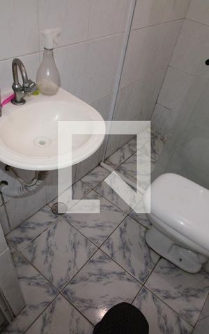Casa à venda com 220m², 4 quartos e 1 vagaBanheiro