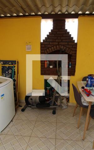 Casa à venda com 220m², 4 quartos e 1 vagaCasa 2 - Área de Serviço