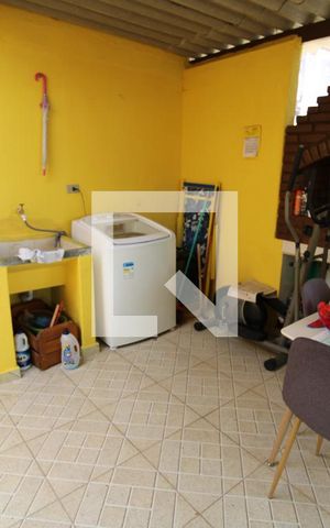 Casa à venda com 220m², 4 quartos e 1 vagaCasa 2 - Área de Serviço