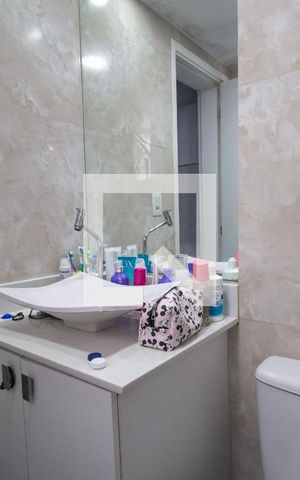 Apartamento à venda com 89m², 3 quartos e 2 vagas Apartamento à venda com 89m², 3 quartos e 2 vagasBanheiro da Suíte 1