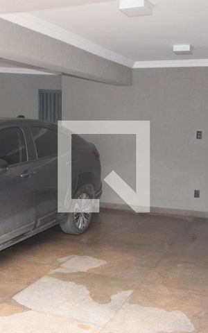 Casa à venda com 238m², 3 quartos e 3 vagasGaragem