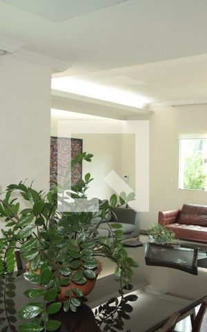 Casa à venda com 238m², 3 quartos e 3 vagasÁrea comum