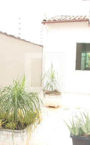 Casa à venda com 238m², 3 quartos e 3 vagasÁrea Externa