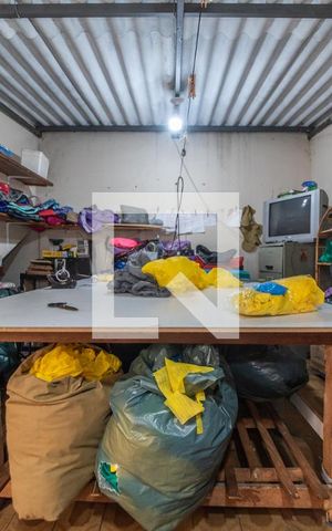 Casa à venda com 263m², 4 quartos e 3 vagas Casa à venda com 263m², 4 quartos e 3 vagasAteliê