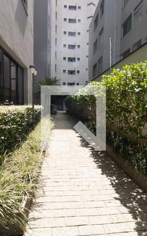 Apartamento à venda com 193m², 4 quartos e 3 vagas Apartamento à venda com 193m², 4 quartos e 3 vagasÁrea comum - Paisagismo