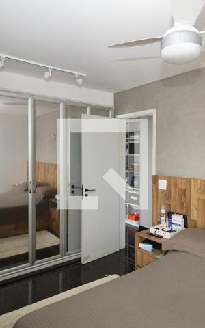 Apartamento à venda com 193m², 4 quartos e 3 vagas Apartamento à venda com 193m², 4 quartos e 3 vagasSuíte 1