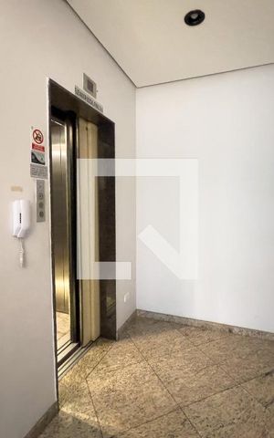 Apartamento à venda com 193m², 4 quartos e 3 vagas Apartamento à venda com 193m², 4 quartos e 3 vagasÁrea comum - Hall do elevador