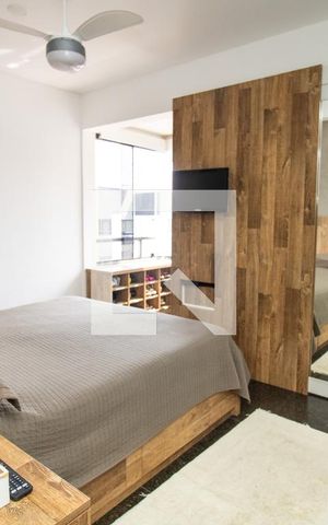 Apartamento à venda com 193m², 4 quartos e 3 vagas Apartamento à venda com 193m², 4 quartos e 3 vagasSuíte 1