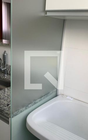 Apartamento para alugar com 45m², 2 quartos e 1 vagaárea de serviço