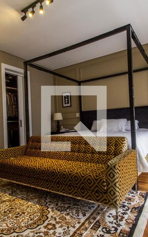 Apartamento à venda com 500m², 5 quartos e 4 vagas Apartamento à venda com 500m², 5 quartos e 4 vagasSuíte master