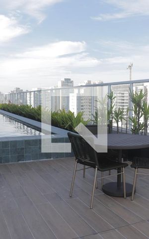 Studio à venda com 25m², 0 quarto e sem vagaÁrea comum - Piscina