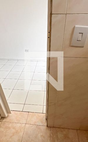 Casa à venda com 90m², 3 quartos e 2 vagas Casa à venda com 90m², 3 quartos e 2 vagasLavabo