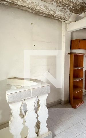 Casa à venda com 90m², 3 quartos e 2 vagas Casa à venda com 90m², 3 quartos e 2 vagasTerraço