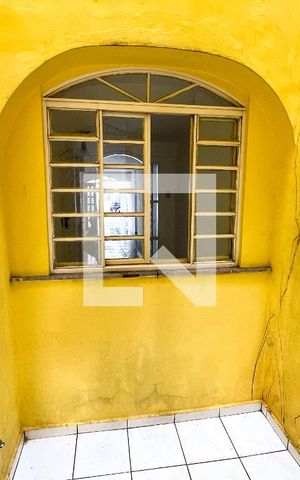 Casa à venda com 90m², 3 quartos e 2 vagas Casa à venda com 90m², 3 quartos e 2 vagasJardim de Inverno