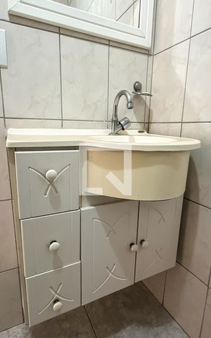Casa à venda com 90m², 3 quartos e 2 vagas Casa à venda com 90m², 3 quartos e 2 vagasBanheiro