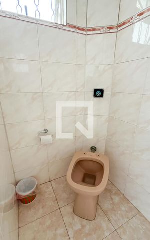 Casa à venda com 90m², 3 quartos e 2 vagas Casa à venda com 90m², 3 quartos e 2 vagasLavabo