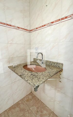 Casa à venda com 90m², 3 quartos e 2 vagas Casa à venda com 90m², 3 quartos e 2 vagasLavabo