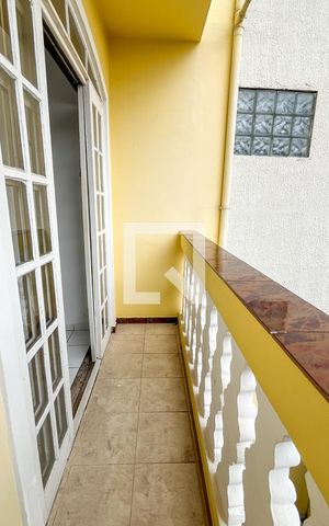Casa à venda com 90m², 3 quartos e 2 vagas Casa à venda com 90m², 3 quartos e 2 vagasSacada da Sala