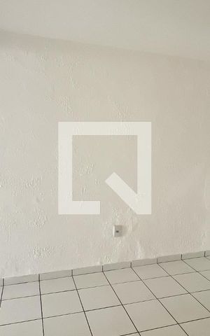Casa à venda com 90m², 3 quartos e 2 vagas Casa à venda com 90m², 3 quartos e 2 vagasSala