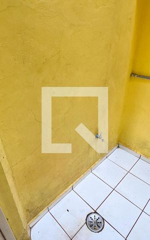 Casa à venda com 90m², 3 quartos e 2 vagas Casa à venda com 90m², 3 quartos e 2 vagasJardim de Inverno