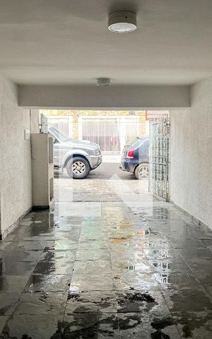 Casa à venda com 90m², 3 quartos e 2 vagas Casa à venda com 90m², 3 quartos e 2 vagasGaragem