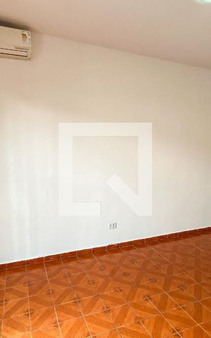 Casa à venda com 90m², 3 quartos e 2 vagas Casa à venda com 90m², 3 quartos e 2 vagasQuarto 2