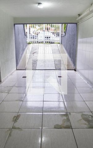 Casa de condomínio à venda com 205m², 5 quartos e 3 vagas Casa de condomínio à venda com 205m², 5 quartos e 3 vagasGaragem