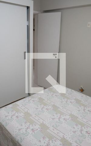 Casa de condomínio à venda com 205m², 5 quartos e 3 vagas Casa de condomínio à venda com 205m², 5 quartos e 3 vagasQuarto 2