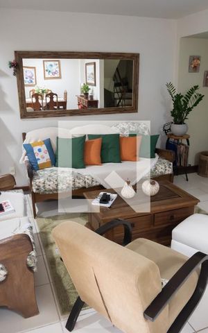 Casa de condomínio à venda com 205m², 5 quartos e 3 vagas Casa de condomínio à venda com 205m², 5 quartos e 3 vagasSala 1