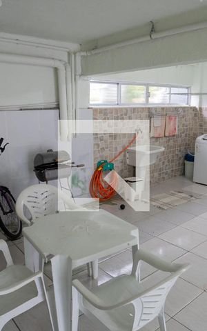 Casa de condomínio à venda com 205m², 5 quartos e 3 vagas Casa de condomínio à venda com 205m², 5 quartos e 3 vagasÁrea de Serviço 2