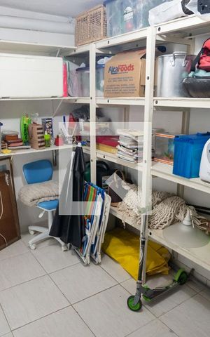Casa de condomínio à venda com 205m², 5 quartos e 3 vagas Casa de condomínio à venda com 205m², 5 quartos e 3 vagasQuarto de Serviço 2