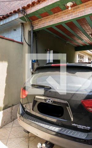 Casa para alugar com 227m², 2 quartos e 1 vaga Casa para alugar com 227m², 2 quartos e 1 vagaGaragem