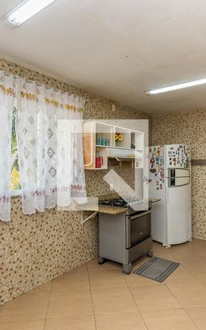 Casa para alugar com 227m², 2 quartos e 1 vaga Casa para alugar com 227m², 2 quartos e 1 vagaCozinha