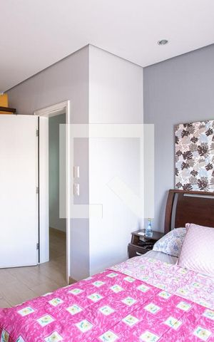 Casa à venda com 700m², 3 quartos e 8 vagas Casa à venda com 700m², 3 quartos e 8 vagasquarto 1