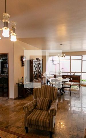 Casa à venda com 400m², 4 quartos e 3 vagas Casa à venda com 400m², 4 quartos e 3 vagasSala 2