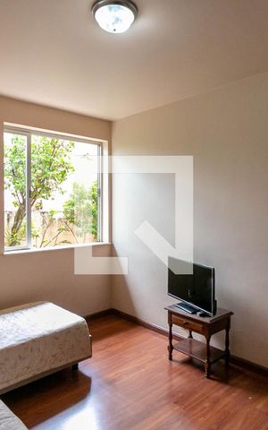 Casa à venda com 400m², 4 quartos e 3 vagas Casa à venda com 400m², 4 quartos e 3 vagasQuarto 3